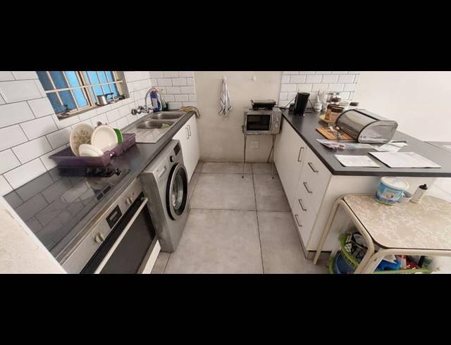 3 BEDROOM TOWNHOUSE FOR SALE IN MULBARTON